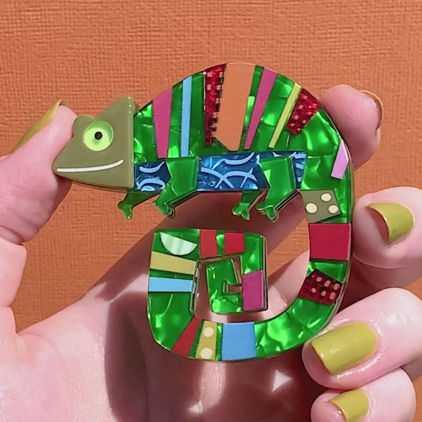 Erstwilder A Chameleon Named Pop Brooch* Brooches