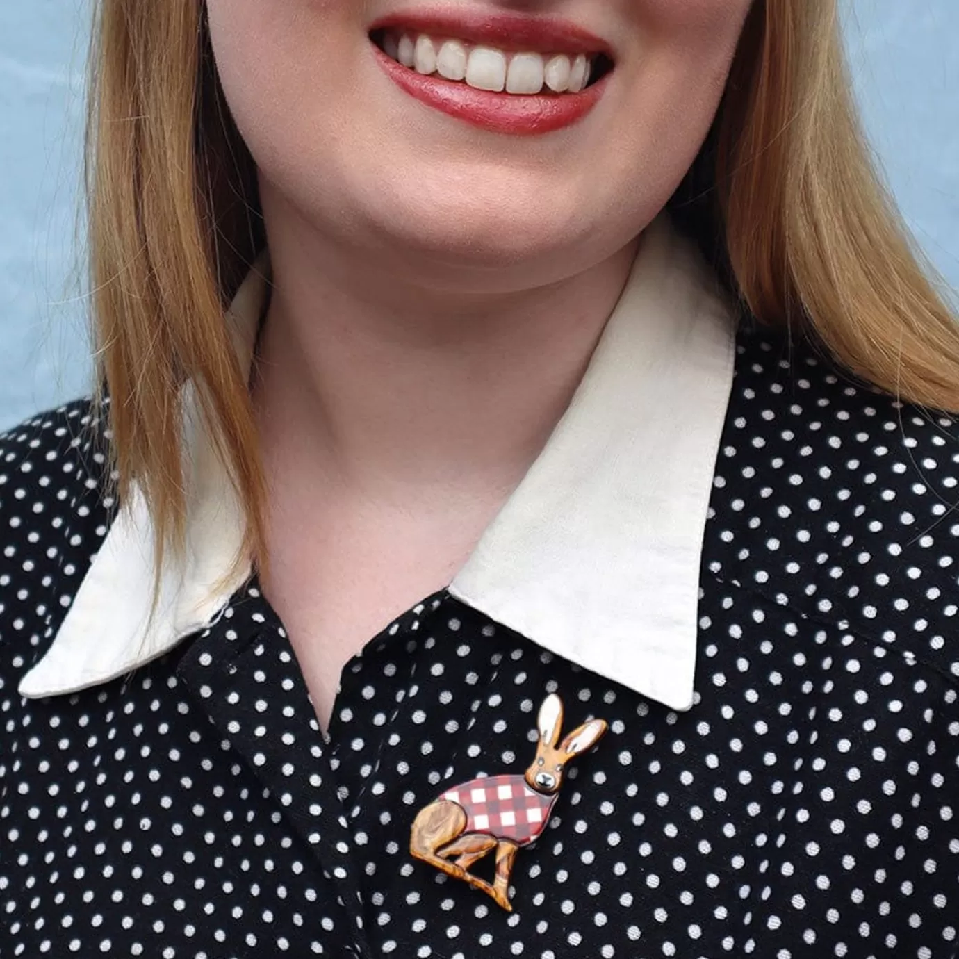 Erstwilder A Hare'S Breadth Brooch* Brooches