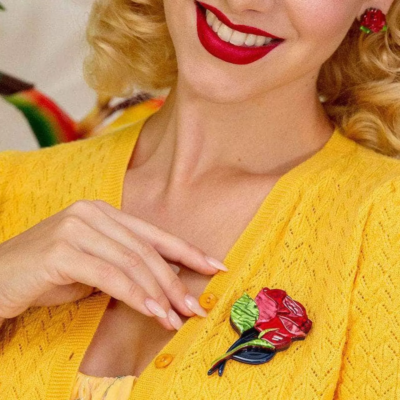 Erstwilder Budding Romance Rose Brooch* Brooches
