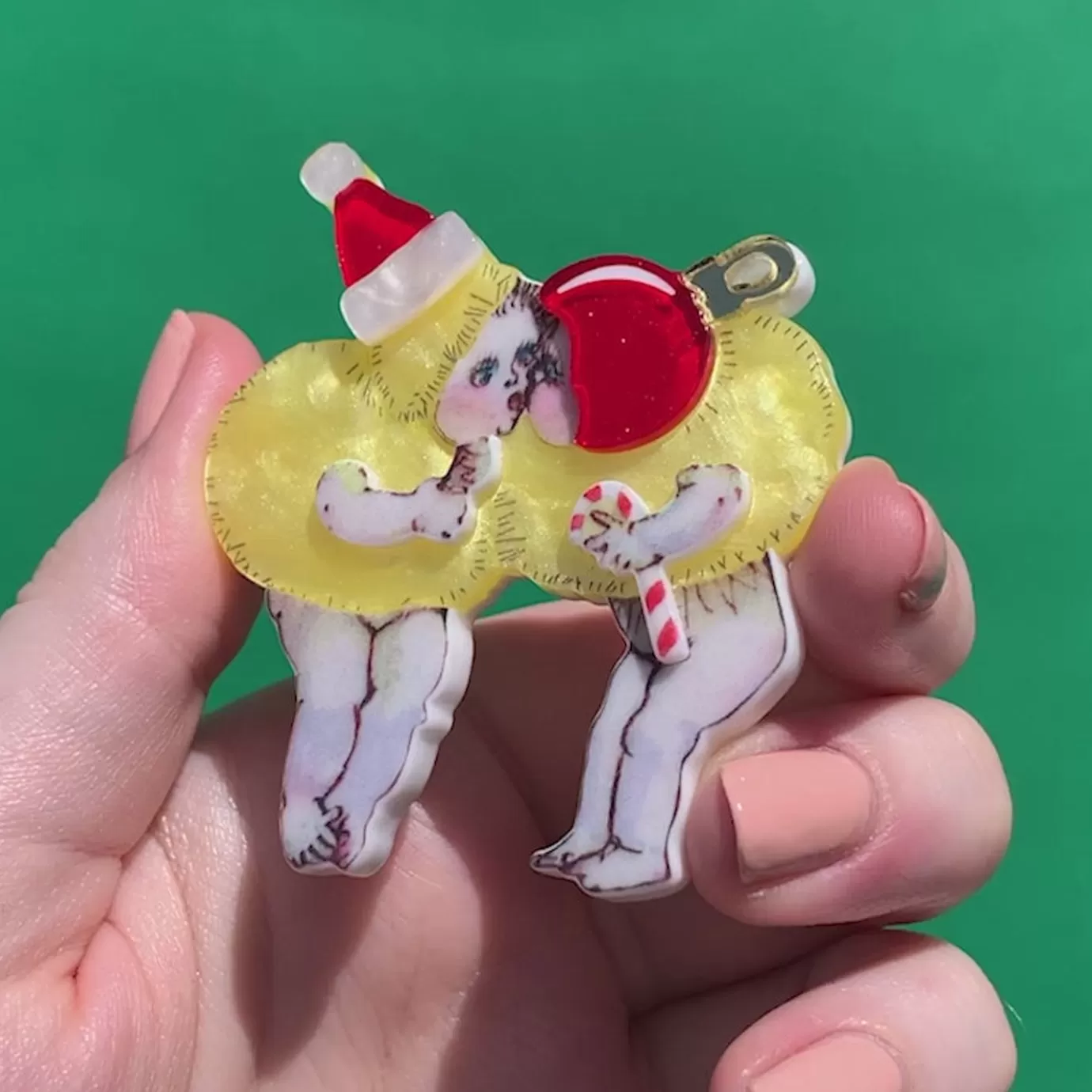 Erstwilder Christmas Kisses Brooch* Brooches