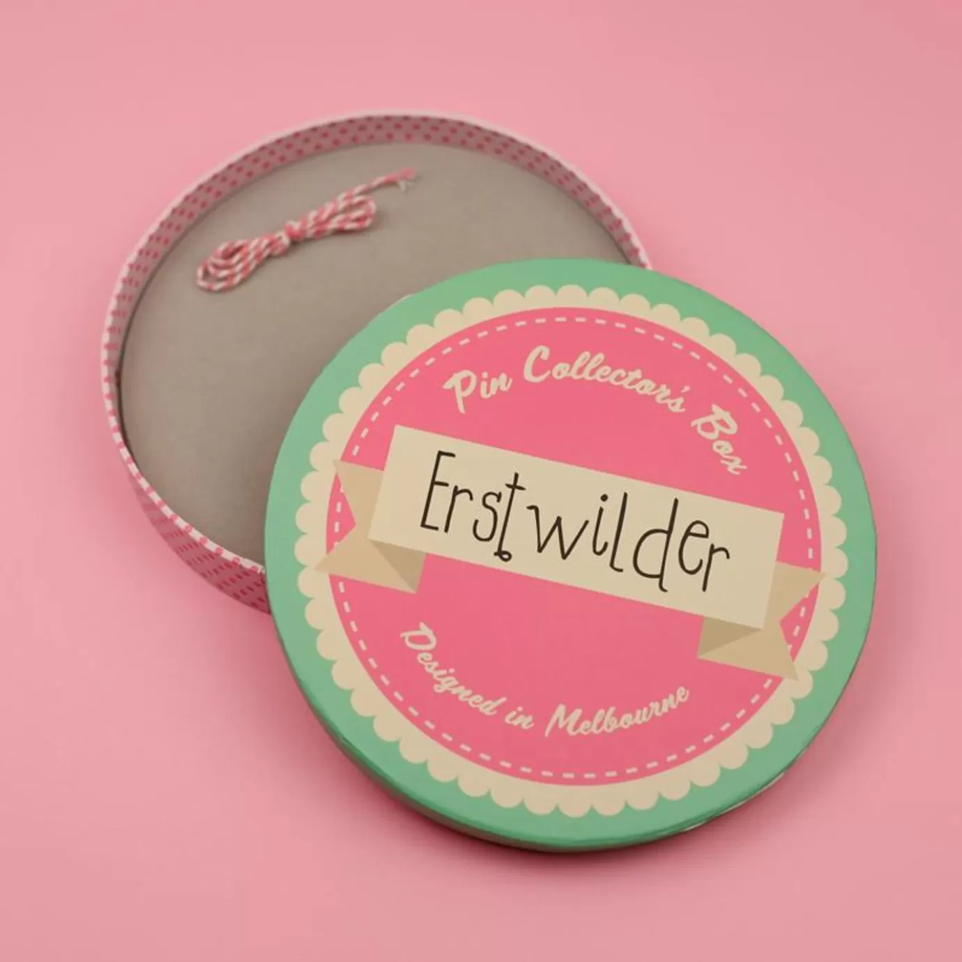 Erstwilder Enamel Pin Collectors Box (Grey)* Components