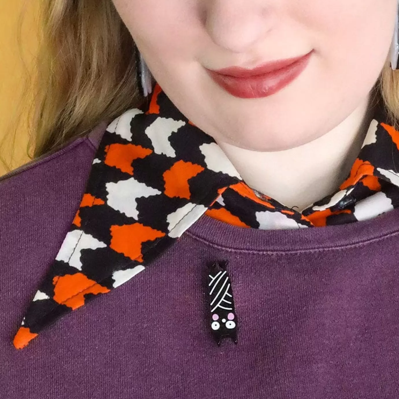 Erstwilder Halloween Hang-Up Bat Mini Brooch* Brooches