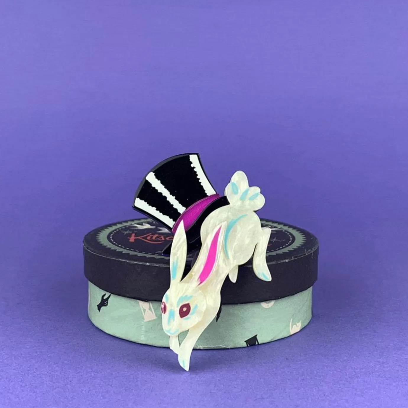 Erstwilder Hat Trick Brooch* Brooches