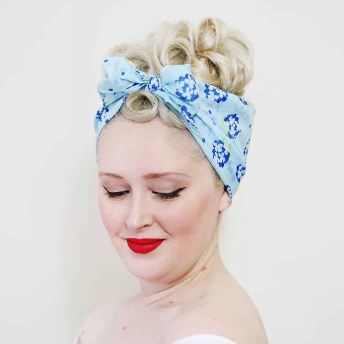 Erstwilder Heartfelt Hydrangea Head Scarf* Scarves