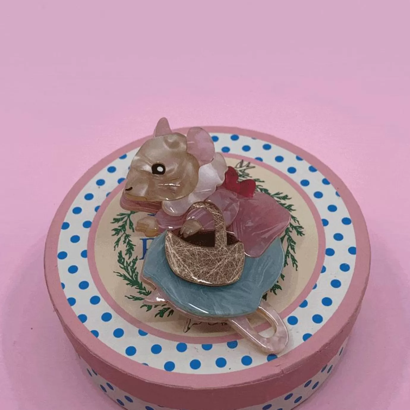 Erstwilder Mrs. Tittlemouse Brooch* Brooches