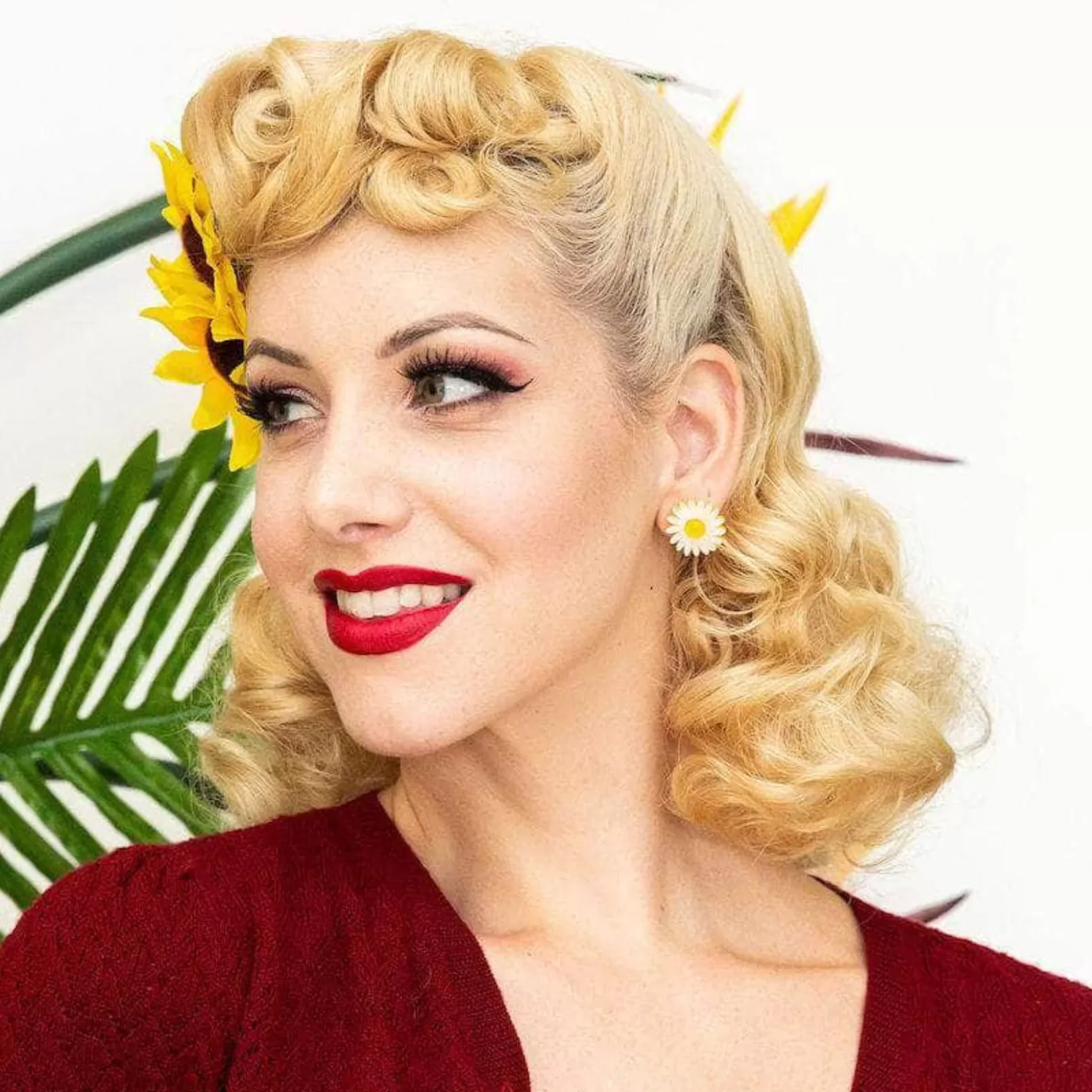 Erstwilder She Loves Me Daisy Earrings* Earrings