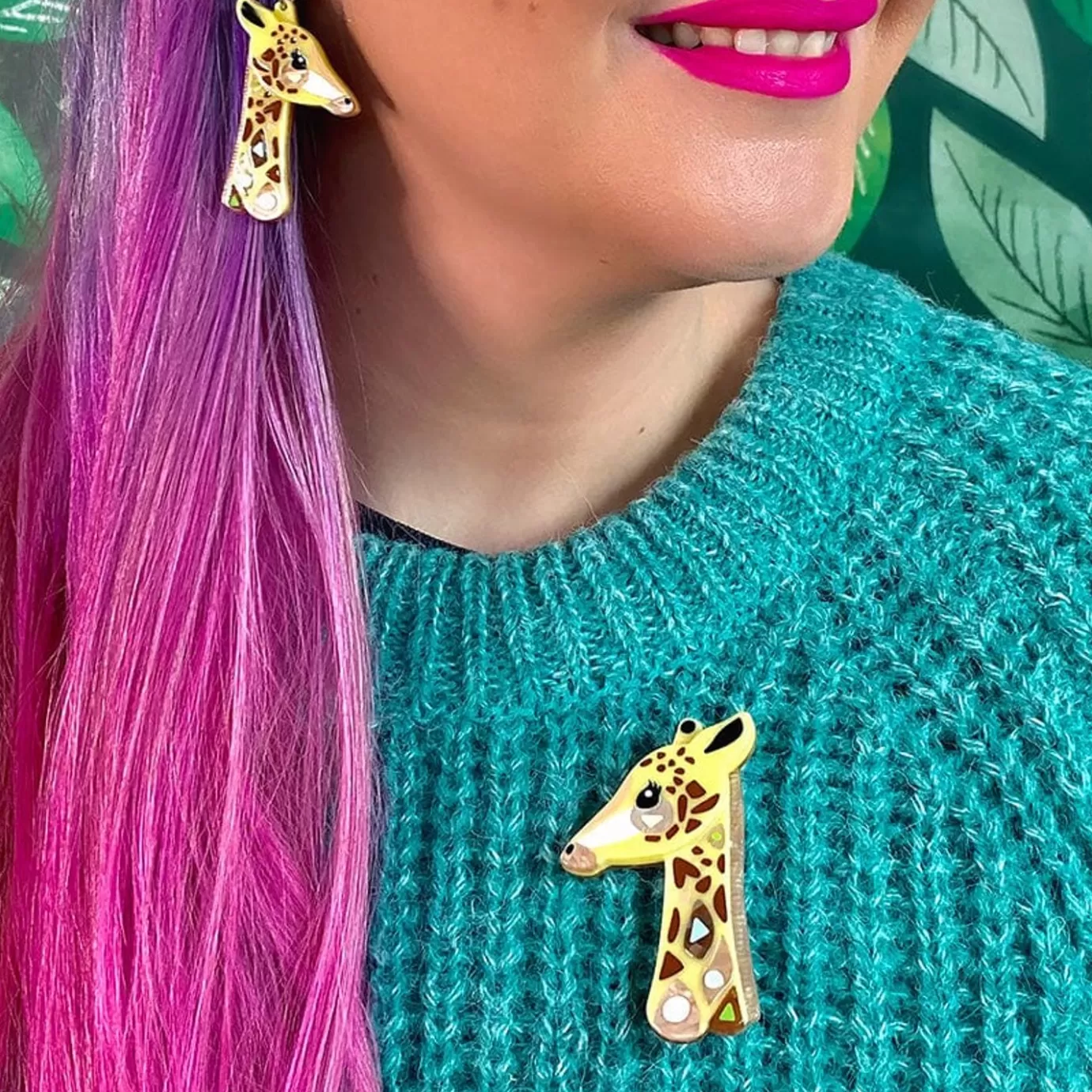 Erstwilder The Genteel Giraffe Brooch* Brooches