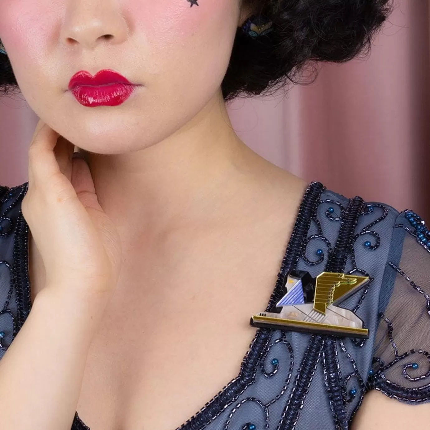 Erstwilder The Great Sphinx Brooch* Brooches