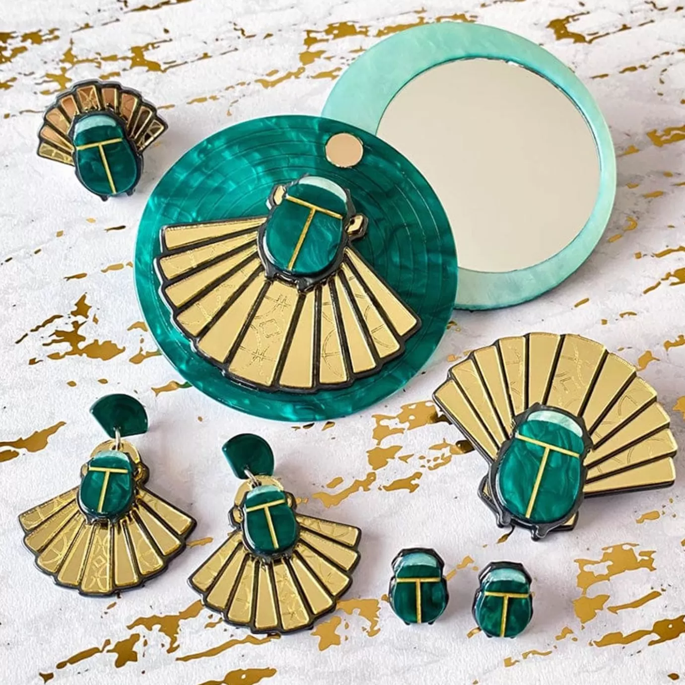 Erstwilder The Heart Of Egypt Scarab Mirror Compact* Mirror Compacts