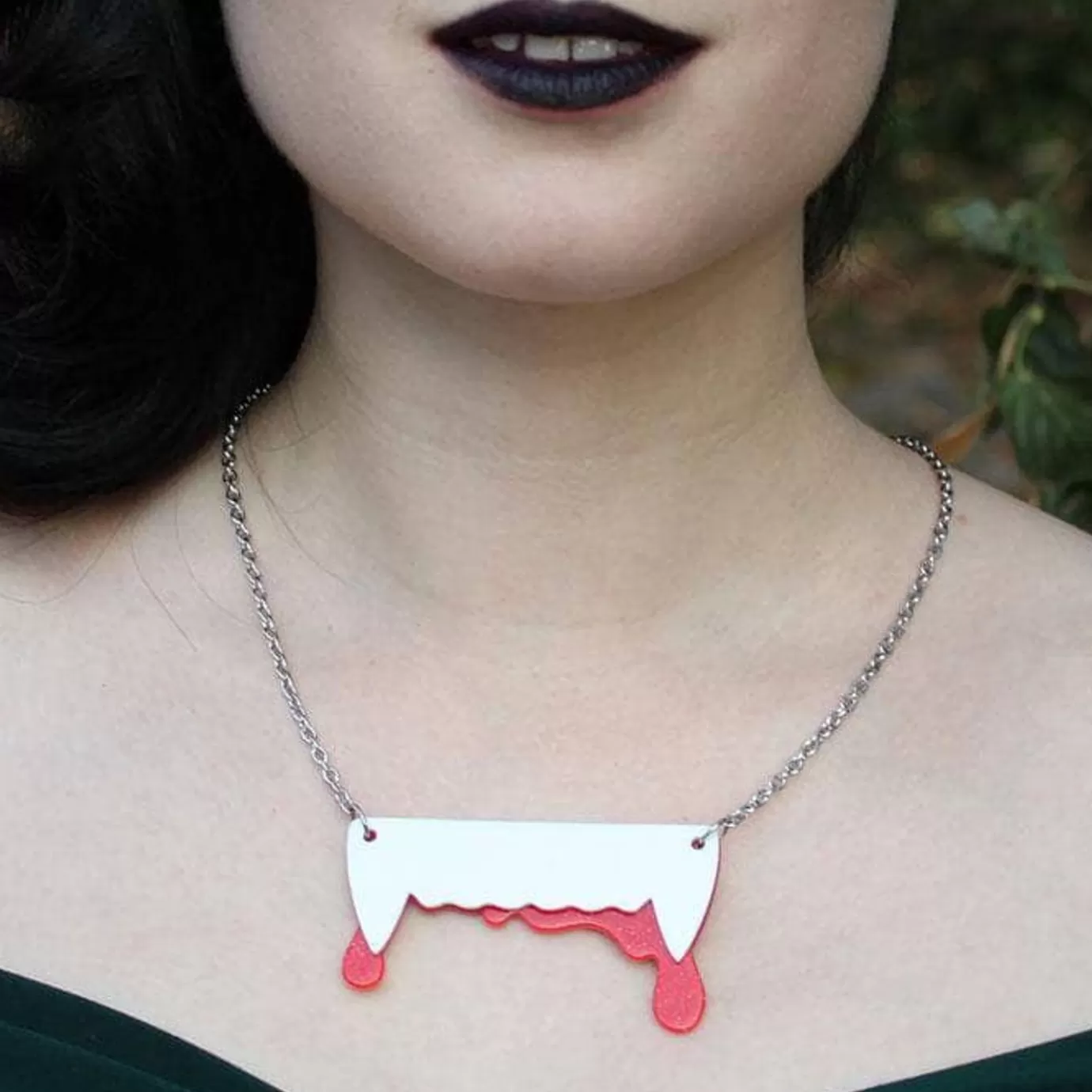 Erstwilder Vampire'S Kiss Necklace* Necklaces