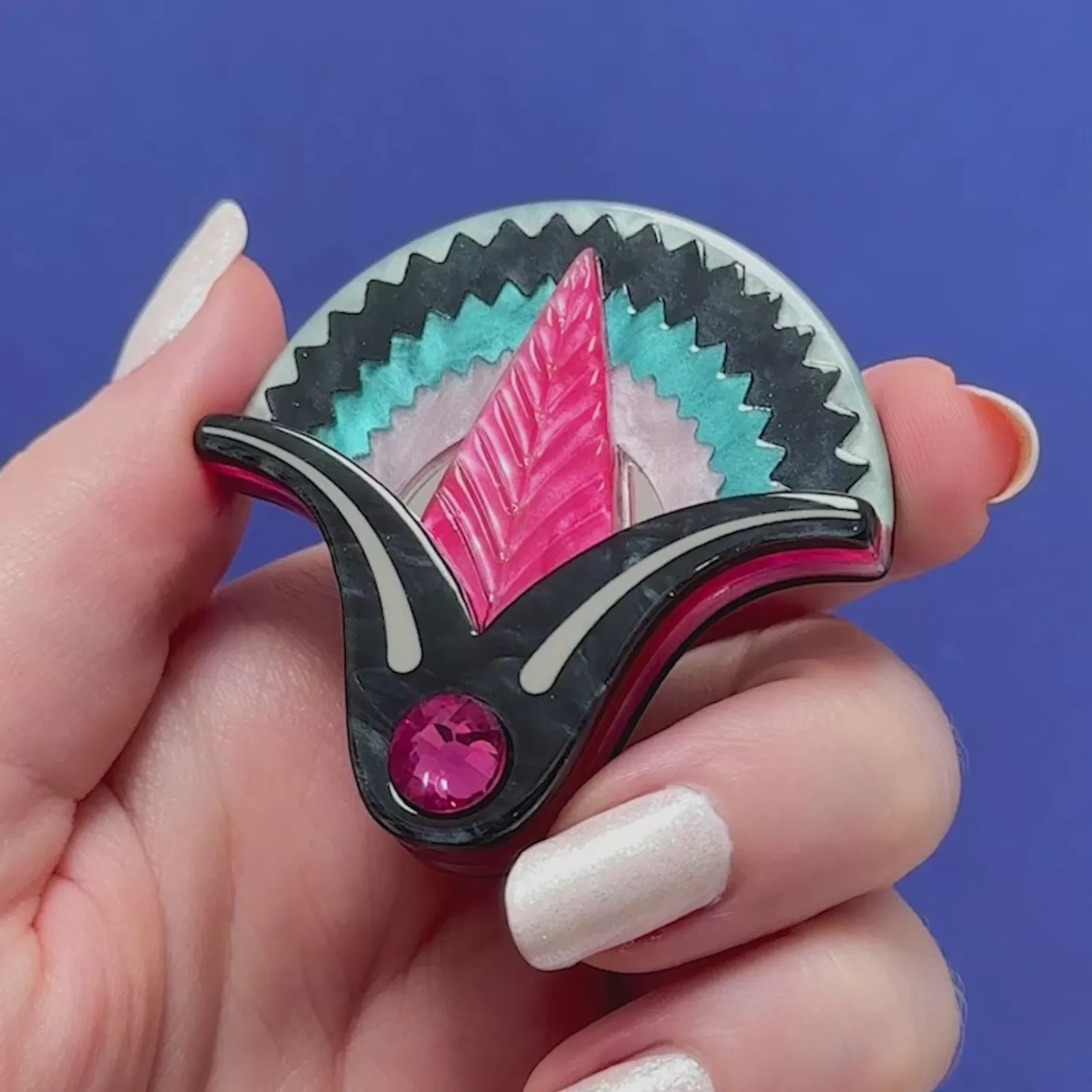 Erstwilder Whispers Of The Nile Brooch* Brooches