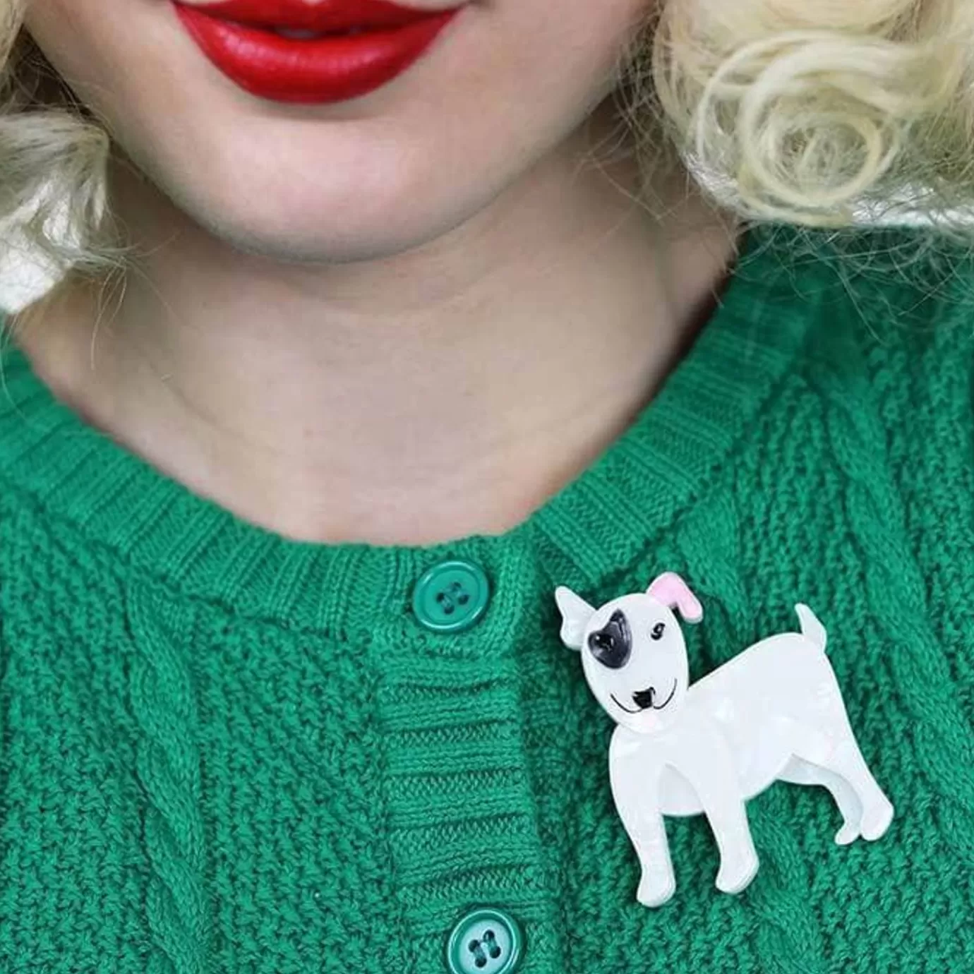 Erstwilder Willie The White Dog Brooch* Brooches
